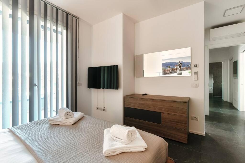 Como In Centro - By Myhomeincomo Exteriör bild