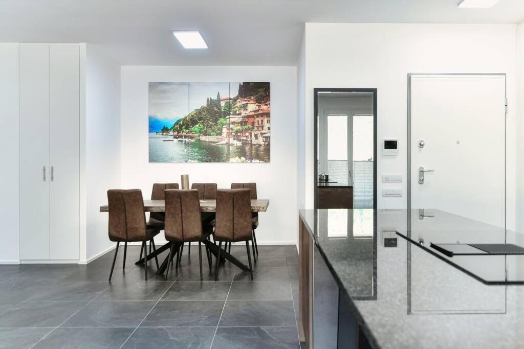 Como In Centro - By Myhomeincomo Exteriör bild